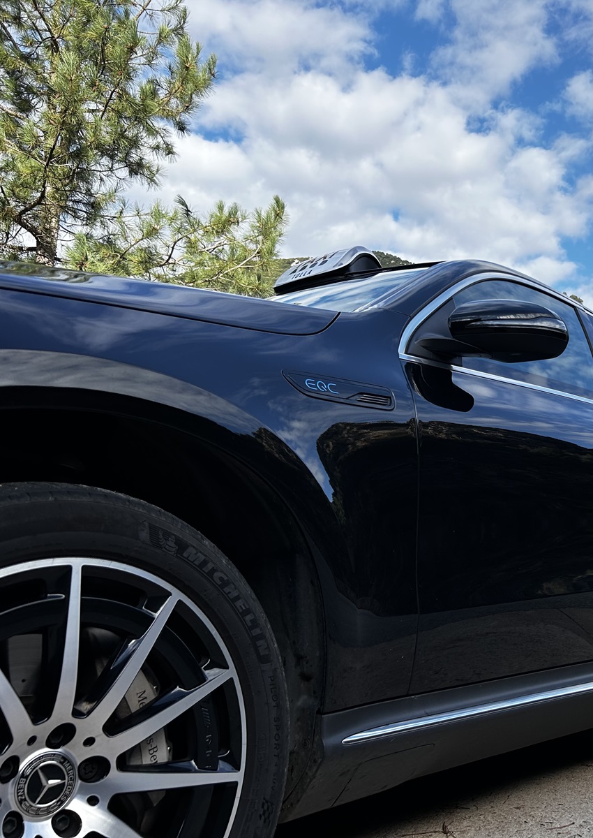 Mercedes EQC 400 AMG 4MATIC – Taxi électrique de Taxi Tolla en Corse du Sud